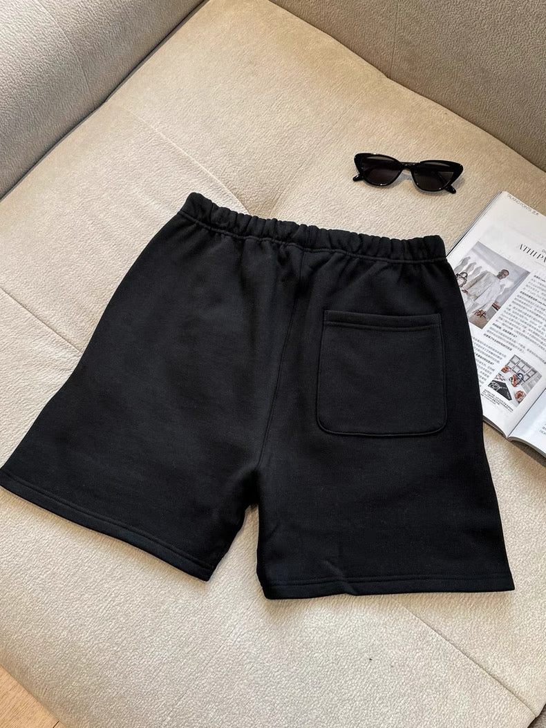 “Essential” Shorts Black