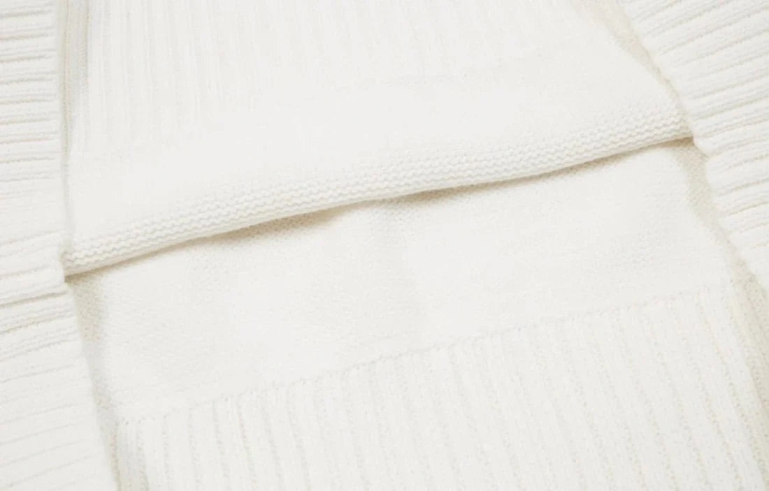 Modischer Strickpullover