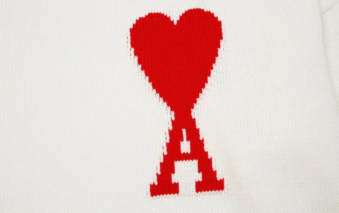 Modischer Strickpullover