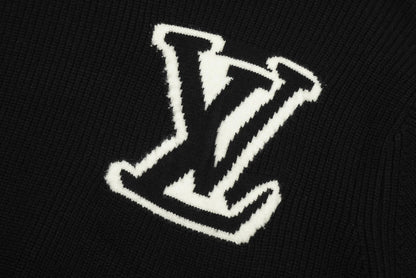 'LV' Knit