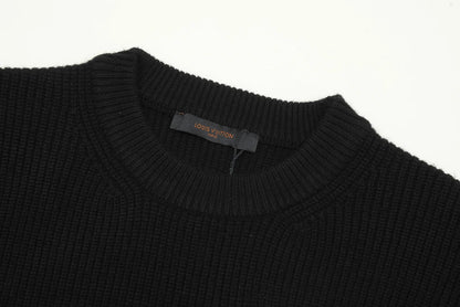 'LV' Knit