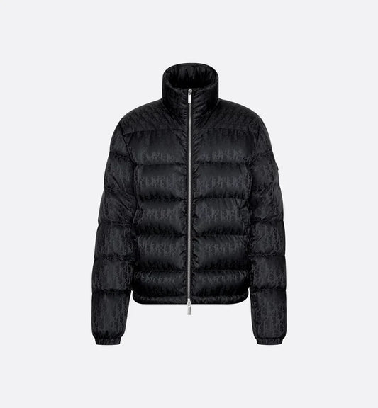 "D" Oblique Puffer Schwarz